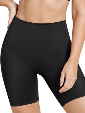 LEONISA | Midrise Anti Chafing Butt Lifter Shaper Short